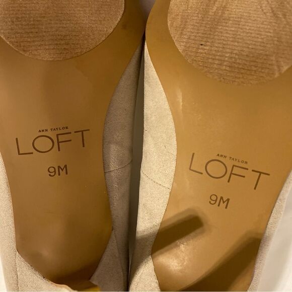 LOFT Vegan Faux Suede Peep Toe Pumps Sz 9 excellent condition. Comfortable shoe - Picture 16 of 16